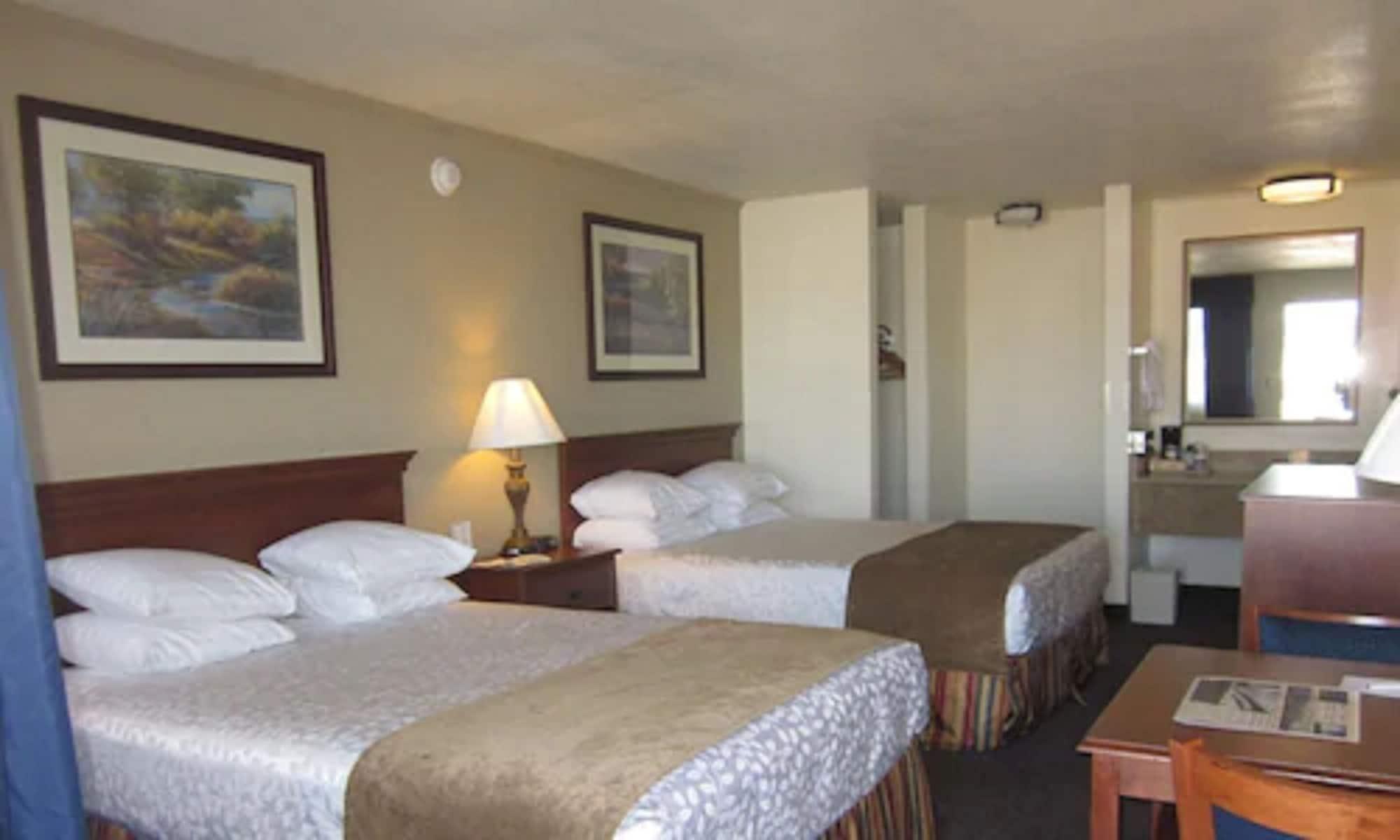 Trailside Inn Alturas Extérieur photo