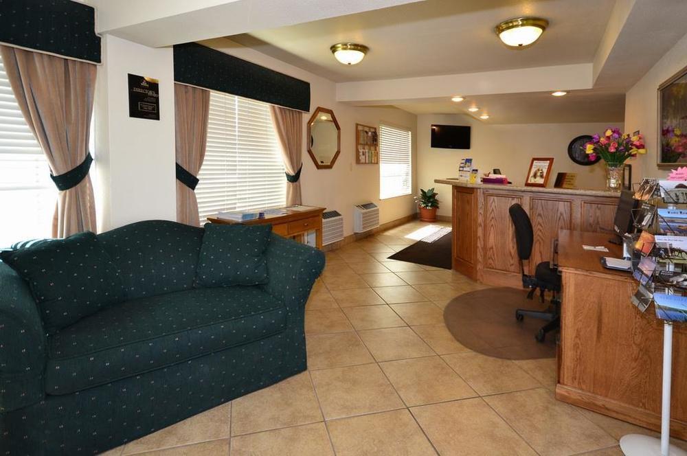 Trailside Inn Alturas Intérieur photo