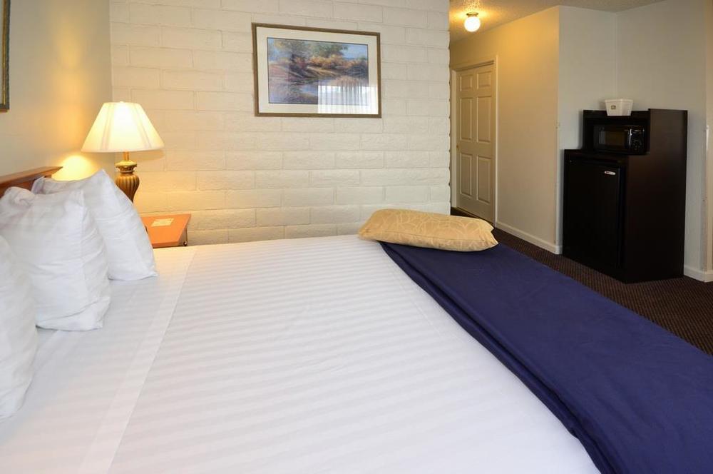 Trailside Inn Alturas Chambre photo